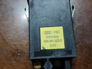 4D0941503B WŁĄCZNIK PODGRZEWANIA SZYBY AUDI A4 B5