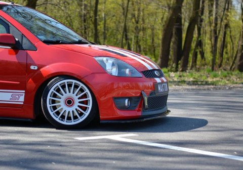 Splitter Przedni v.2 Ford Fiesta ST Mk6 - Gloss Black